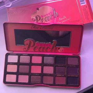 TOO FACED SWEET PEACH PALLETE